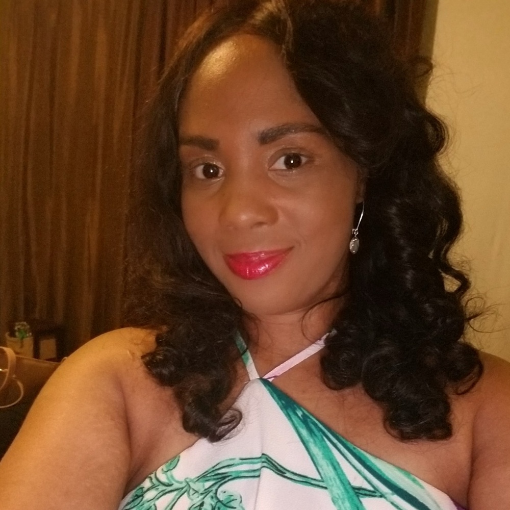 Meet your Posher, Temesha nicole